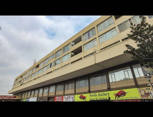 8 BEDROOM APARTMENT FOR SALE IN ALBERTON NORTH